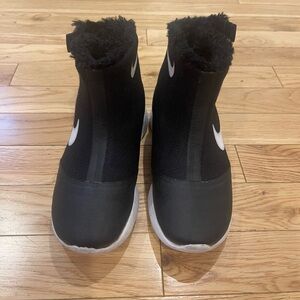 Kids Nike Fur Boots